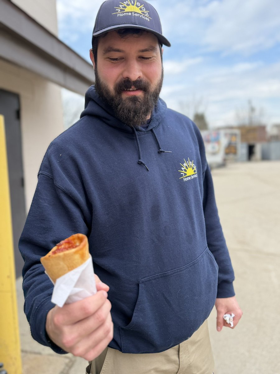Jamisonbasement's tweet photo. Hard workers deserve free lunch 👌 
#JamisonBasementWaterproofing https://t.co/25CJpcqb63