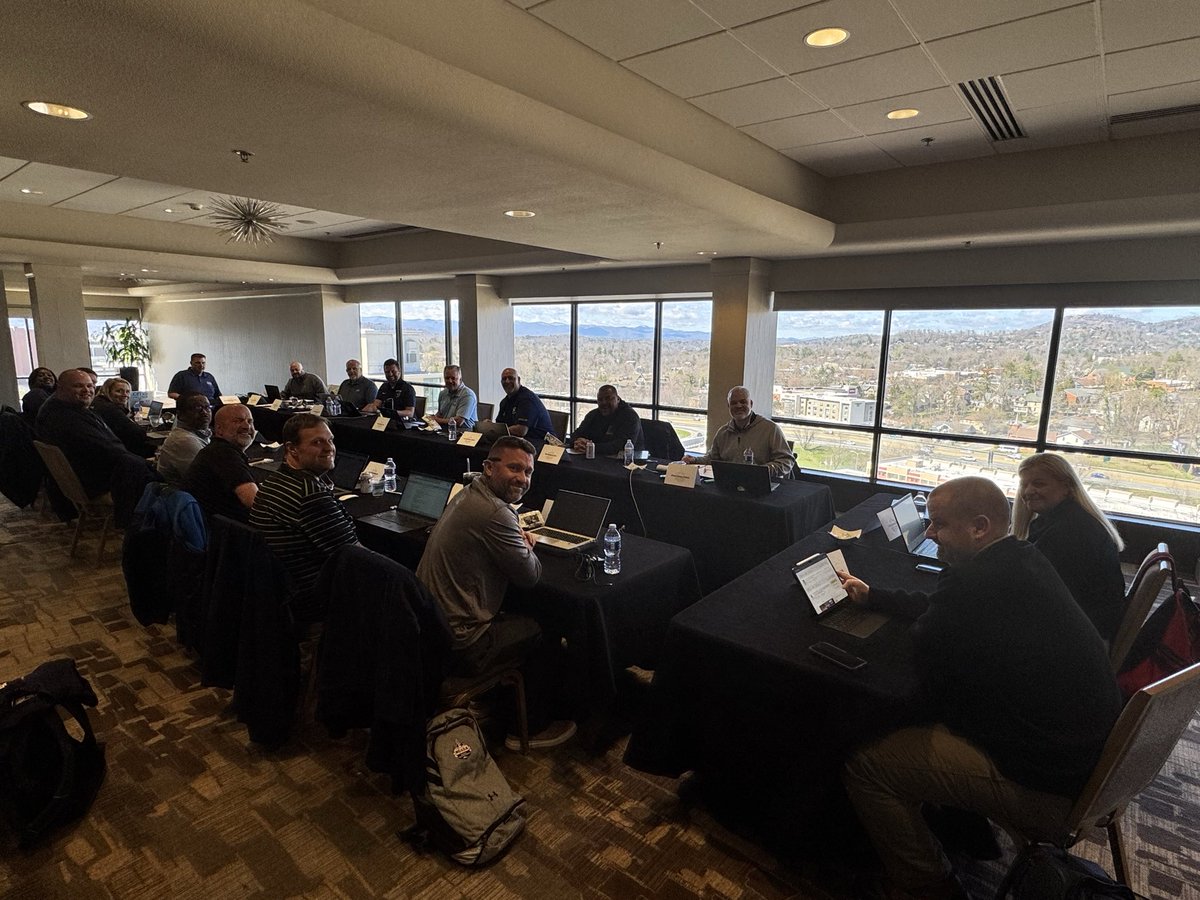 Steve Robinson, CMAA, AIC tweet media