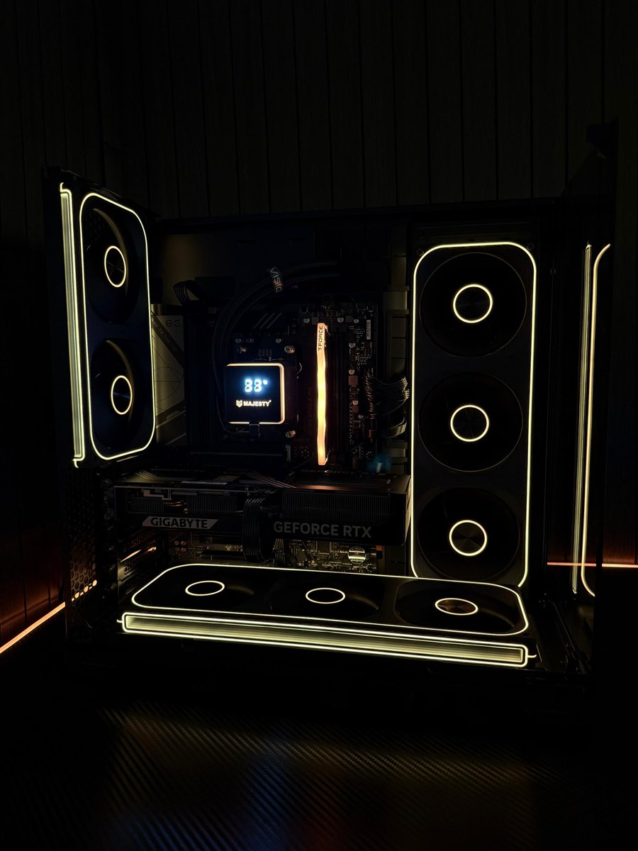 PC TechZ tweet media