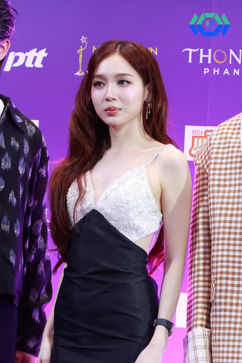 “เลิฟ ภัทรานิษฐ์” ร่วมเดินพรมม่วงในงานประกาศรางวัลอันทรงเกียรติ “Nineentertain Awards 2026 presented by Thonburi Phanich” 

LOVE 9ENT X SIAM PARAGON
#9entertainawards2026Xloverrukk
#loverrukk
#9entertainawards2026
#9entawards2026xSIAMPARAGON