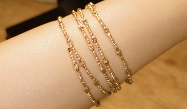 سـارة tweet media