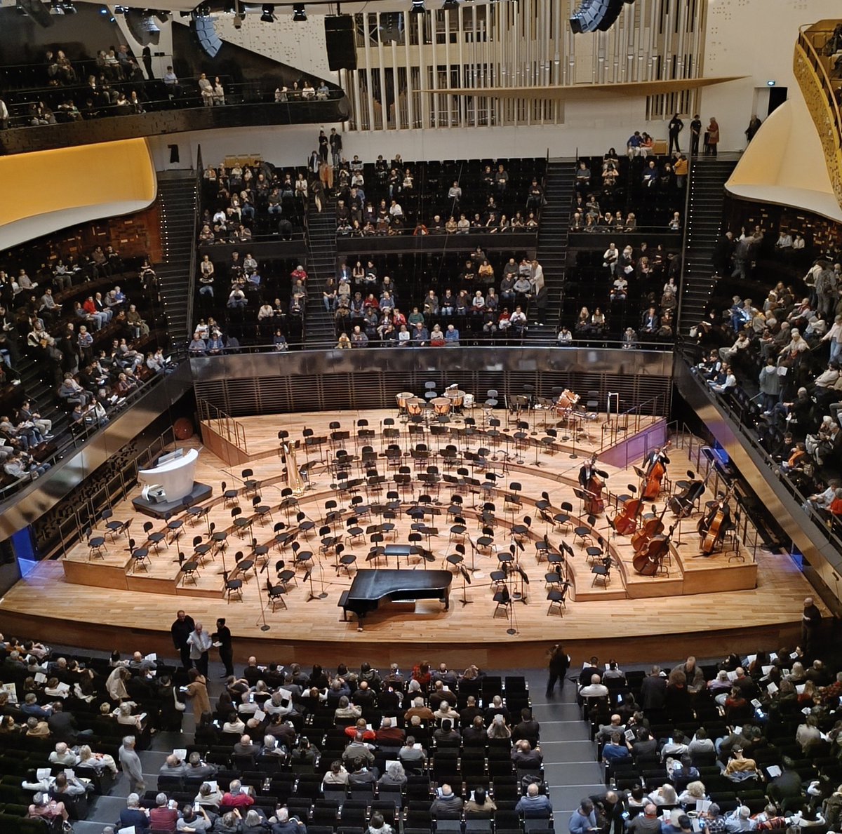 Benjamin Randow tweet media