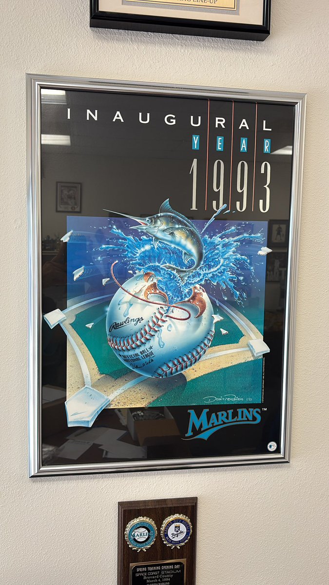 JakeTheSnake321's tweet photo. @MarlinsHistory @Marlins That’s about as close it gets. It’s only been 33 years! https://t.co/FTDILD0ILT