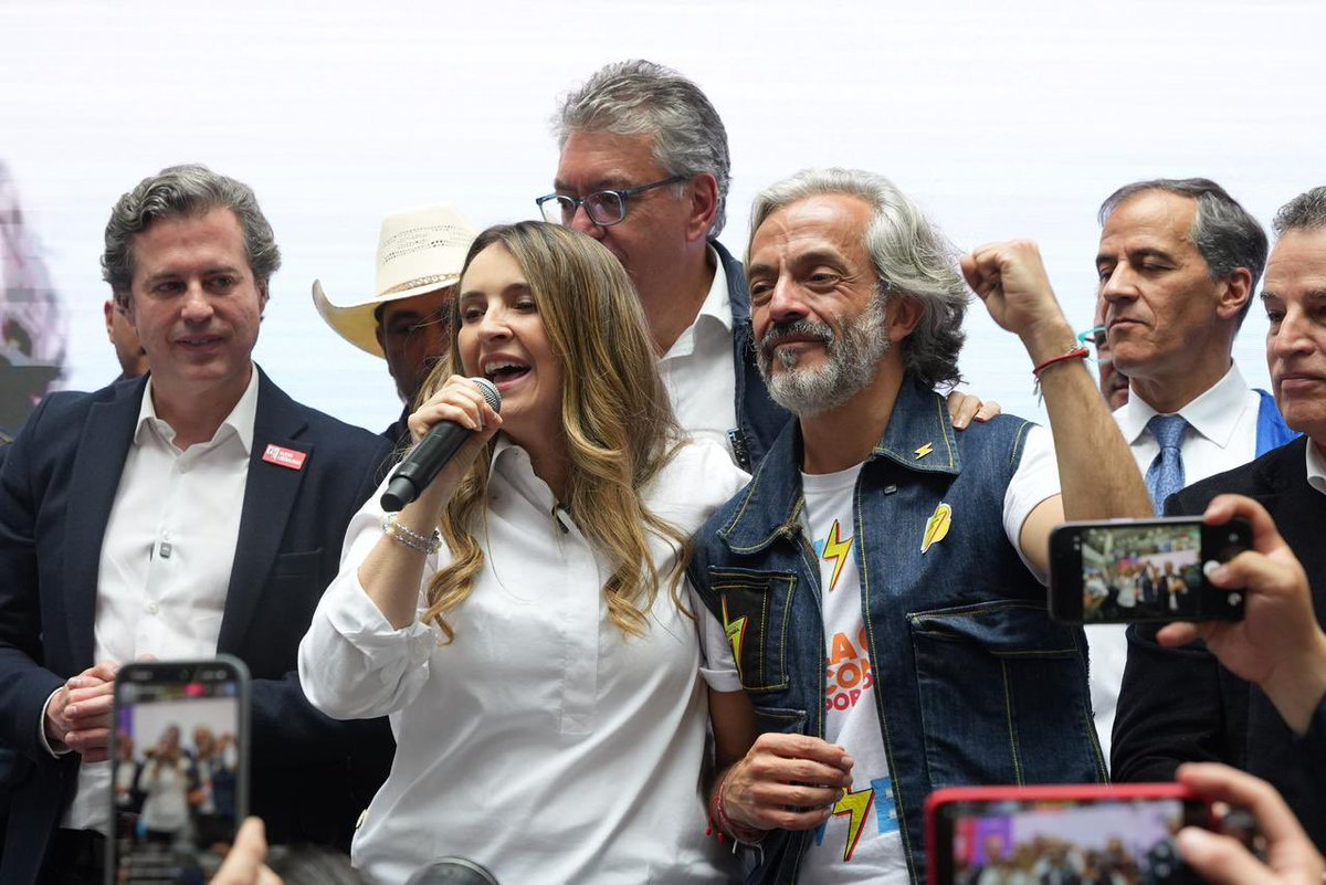 Paloma Valencia L tweet media