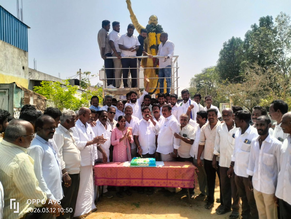 we_ysrcp's tweet photo. గంగాధర నెల్లూరు నియోజకవర్గం , పెనుముర్ మండలం లో ఘనంగా వైయస్ఆర్సీపీ ఆవిర్భావా దినోత్సవ వేడుకలు
#YSRCPFormationDay #YSRCP #YSJagan https://t.co/tcpwZKxQXO