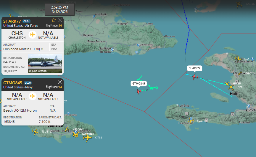 FlconEYES's tweet image. Ejercicios y vigilancia al Sur de #SantiagodeCuba hacia el estrecho del Paso de los Vientos. 
04-3143
#AvGeek #ADSB #planespotting #12Mar
Beech UC-12M Huron 163845