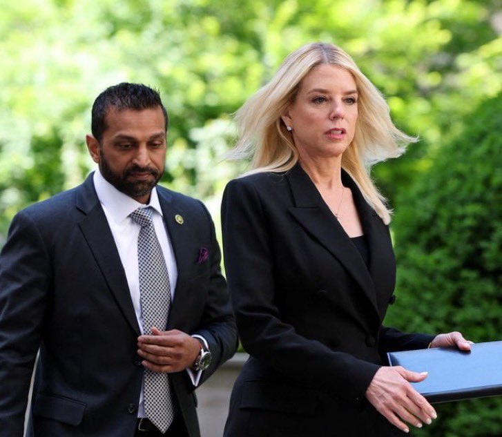 🚨BREAKING: Elon Musk has dropped a bombshell, publicly calling for the arrest of politicians involved in a massive money laundering scheme of taxpayer money through non-governmental organizations. He calls for Attorney General Pam Bondi to "put the hammer down" on the culprits.