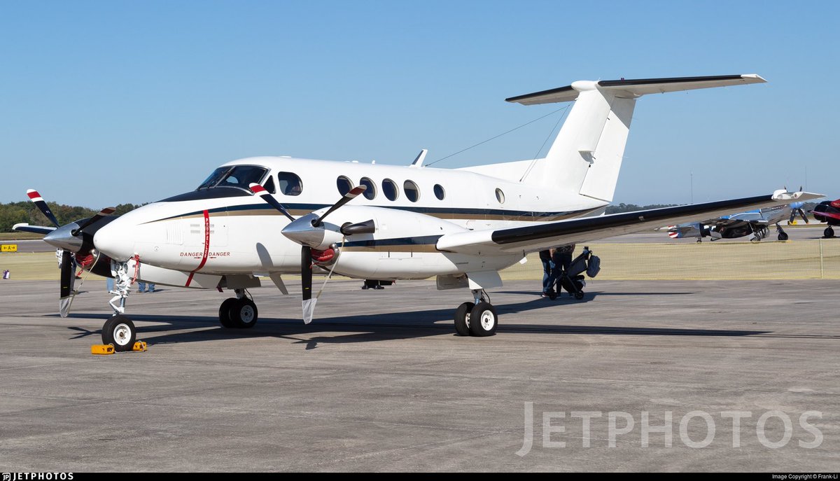 FlconEYES's tweet image. Ejercicios y vigilancia al Sur de #SantiagodeCuba hacia el estrecho del Paso de los Vientos. 
04-3143
#AvGeek #ADSB #planespotting #12Mar
Beech UC-12M Huron 163845