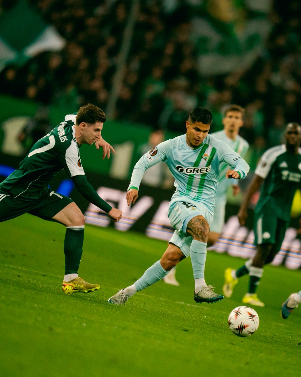 Real Betis Balompié 🌴💚 tweet media