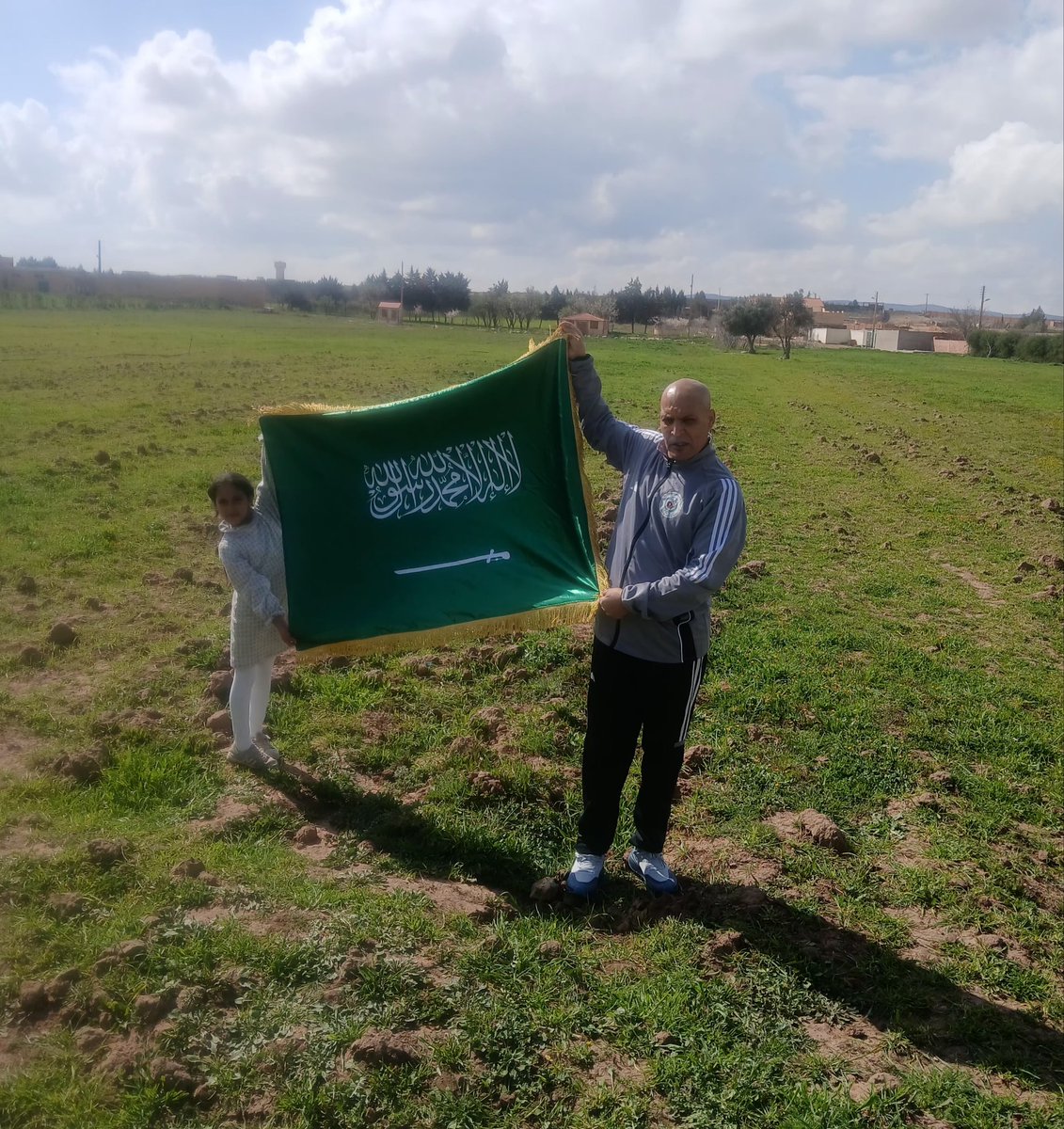 عبــــــد الحــــــي طليبــــــي tweet media