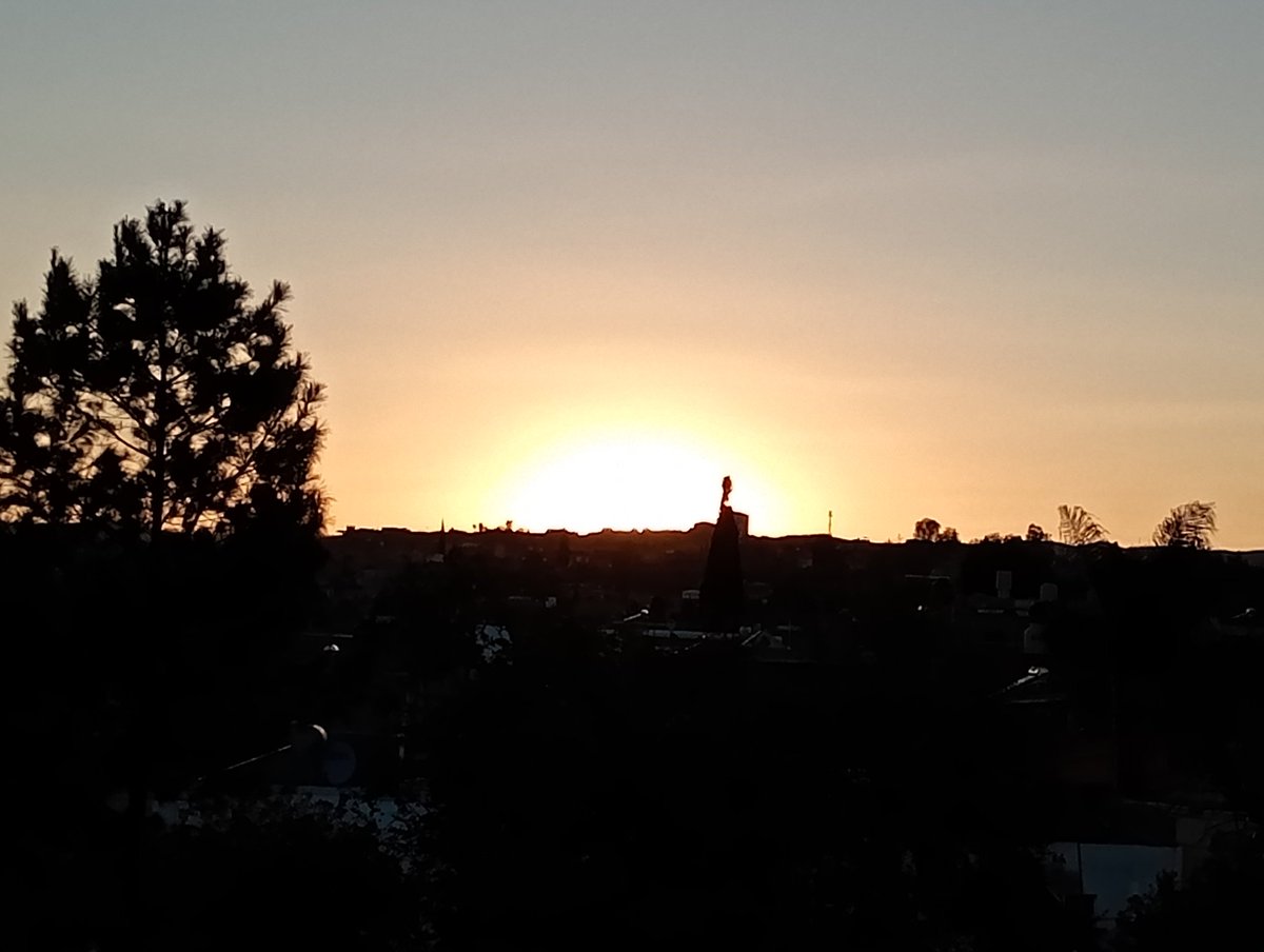 TNecutli's tweet photo. "​Yancuic Xihuitl Pactinemiliztli"
Feliz año nuevo.
Hoy 12 Marzo es una de las fechas probables de este comienzo de año Mexica, para Bernardino de Sahagún era el 12 Febrero después de hacer el ajuste de 10 días al calendario Juliano (2 Febrero) https://t.co/8fGxNZmqdY
