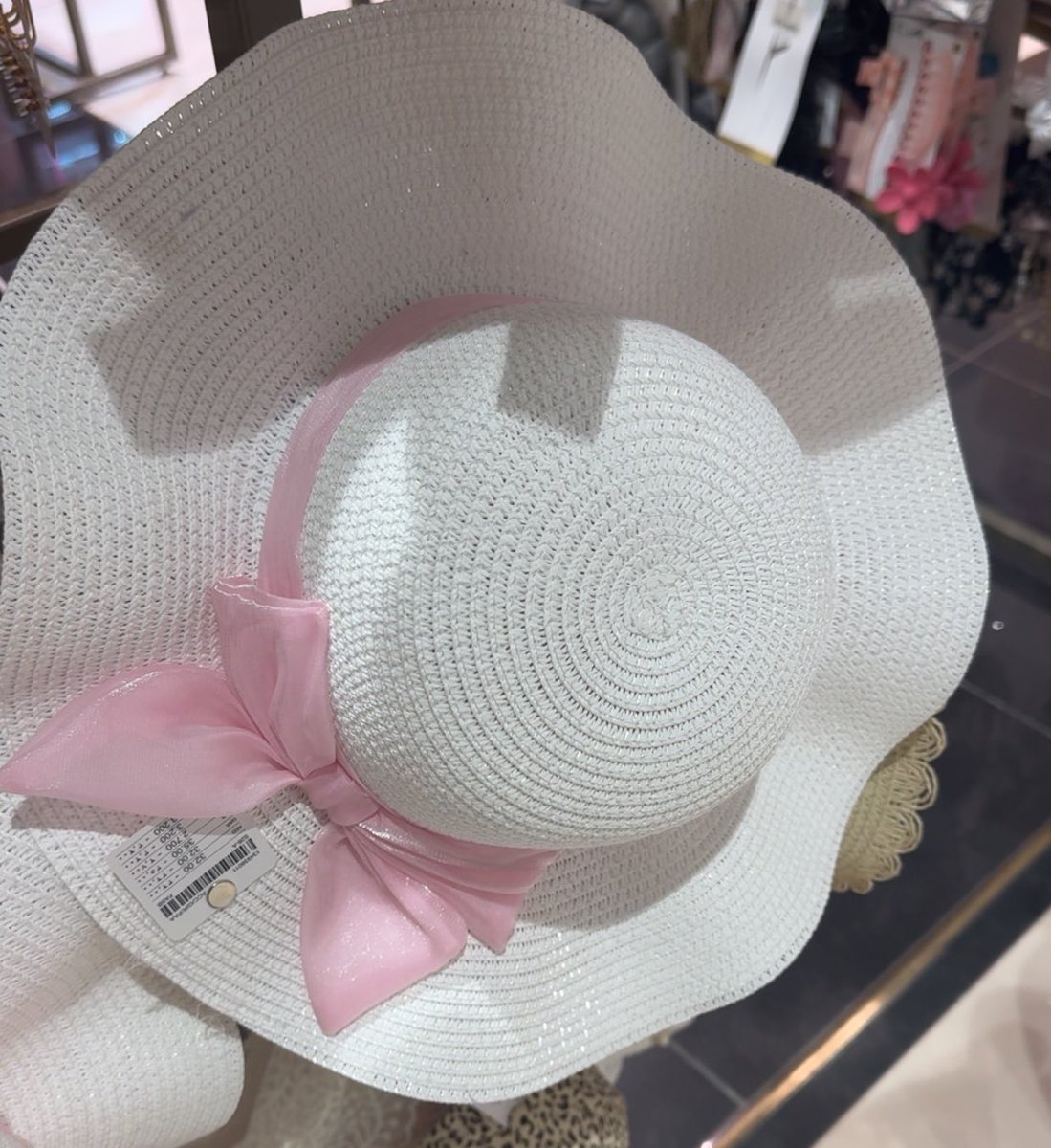 لُوتِسْ🪷 tweet media