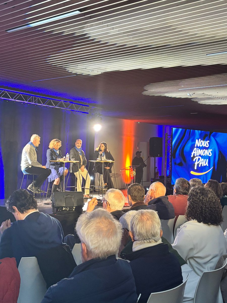 "François Bayrou porte le drapeau du territoire. Un territoire ancré avec son identité : le pays de Béarn, la diffusion du drapeau. Ce sont des valeurs d'ouverture et de dialogue" Jean-Marc Grussaute, colistier et Président du conseil de développement (Codev) du Pays de Béarn