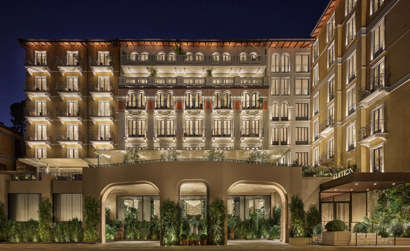 1HotelNews's tweet photo. The Lake Como EDITION Hotel Opens Following Redevelopment of Historic Hotel Britannia Excelsior: The historic Hotel Britannia Excelsior in Lake Como has undergone a transformation and has been reopened as… https://t.co/jOeAsrCxep #LakeComo #HotelEDITION #HotelBritanniaExcelsior https://t.co/I90I18jkPc