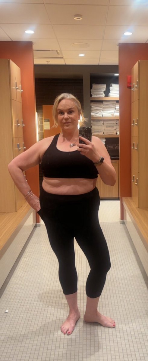 JustAMomNamedMM's tweet image. I spent years and years hiding my body because I was ashamed. I gained a lot of weight after my divorce, which was right before Covid started. I’m done hating my body. Weight loss is hard enough without beating yourself up. I’m currently down about 35lbs and I love ALL of me.