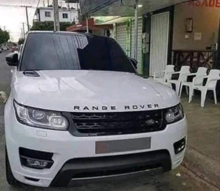 RukemaAllan's tweet photo. My friends should join me to thank God and also celebrate with me for making my dream come true, even though it's not the colour I wanted. It wasn't easy but with the help of the Almighty, I just bought myself the four plastic chairs next to this car!! 🤣
Very strong. https://t.co/0u6TAZndqS