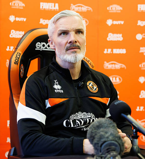dufcway tweet media