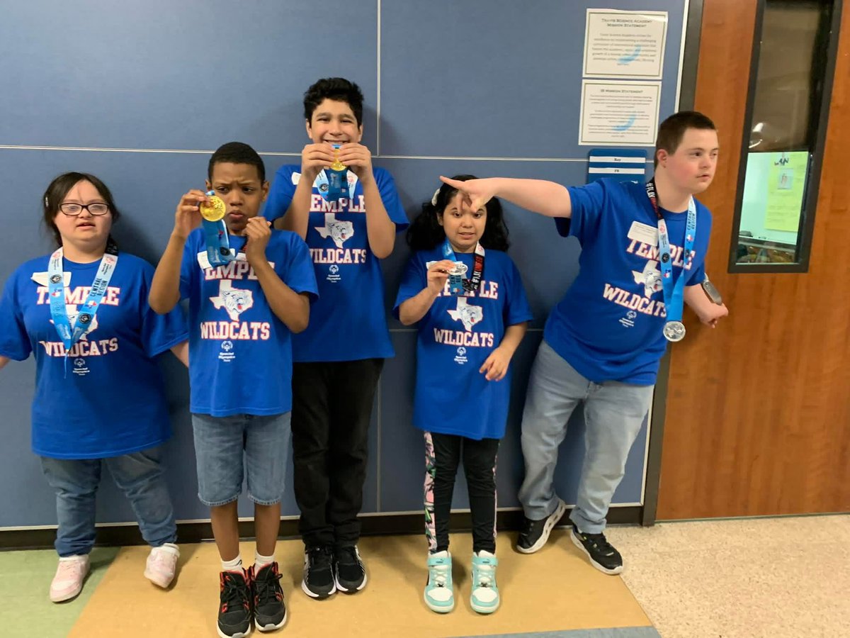 Travis Science Academy tweet media