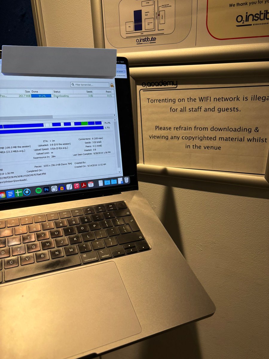 OVERSIZE tweet media