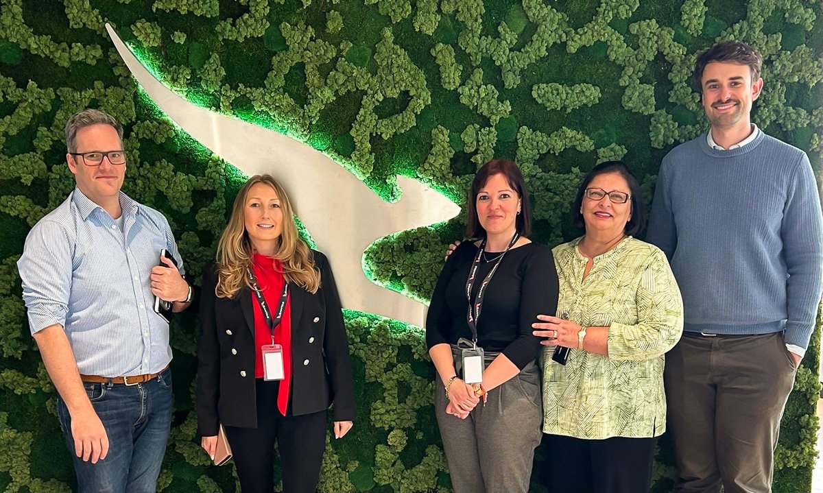 APG Network tweet media