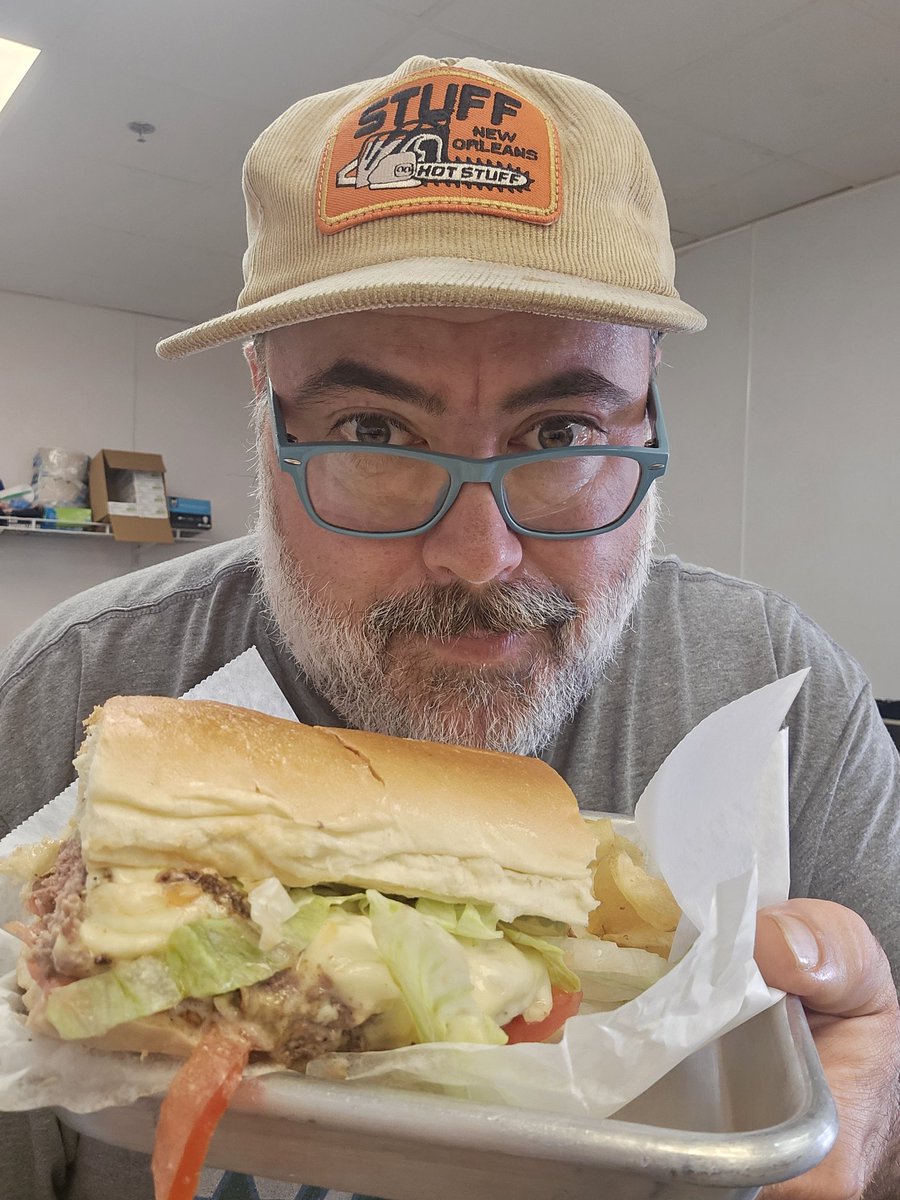 Boo!! hicks ( He/Snarf) tweet media