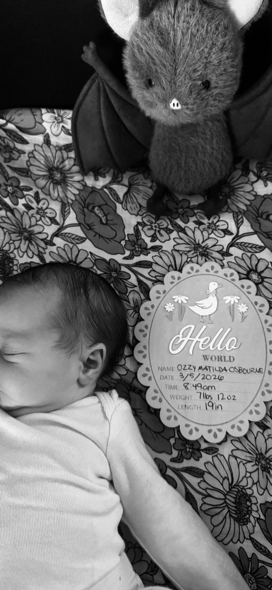 Sharon Osbourne tweet media