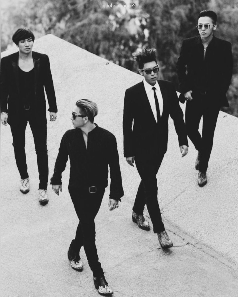 gdybsupremac1st's tweet photo. ugh they truly are the coolest men ever https://t.co/P2lw4GTeqZ