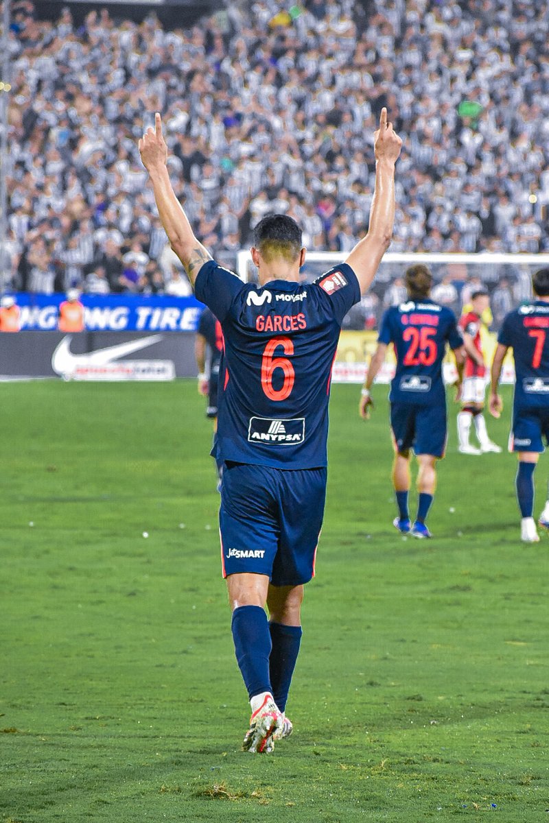👆🏽🙏🏽⚽💙

📸 <a href="/agenblanquiazul/">Agencia Blanquiazul</a>  

#AlianzaLima #FBCMelgar #LIGA1