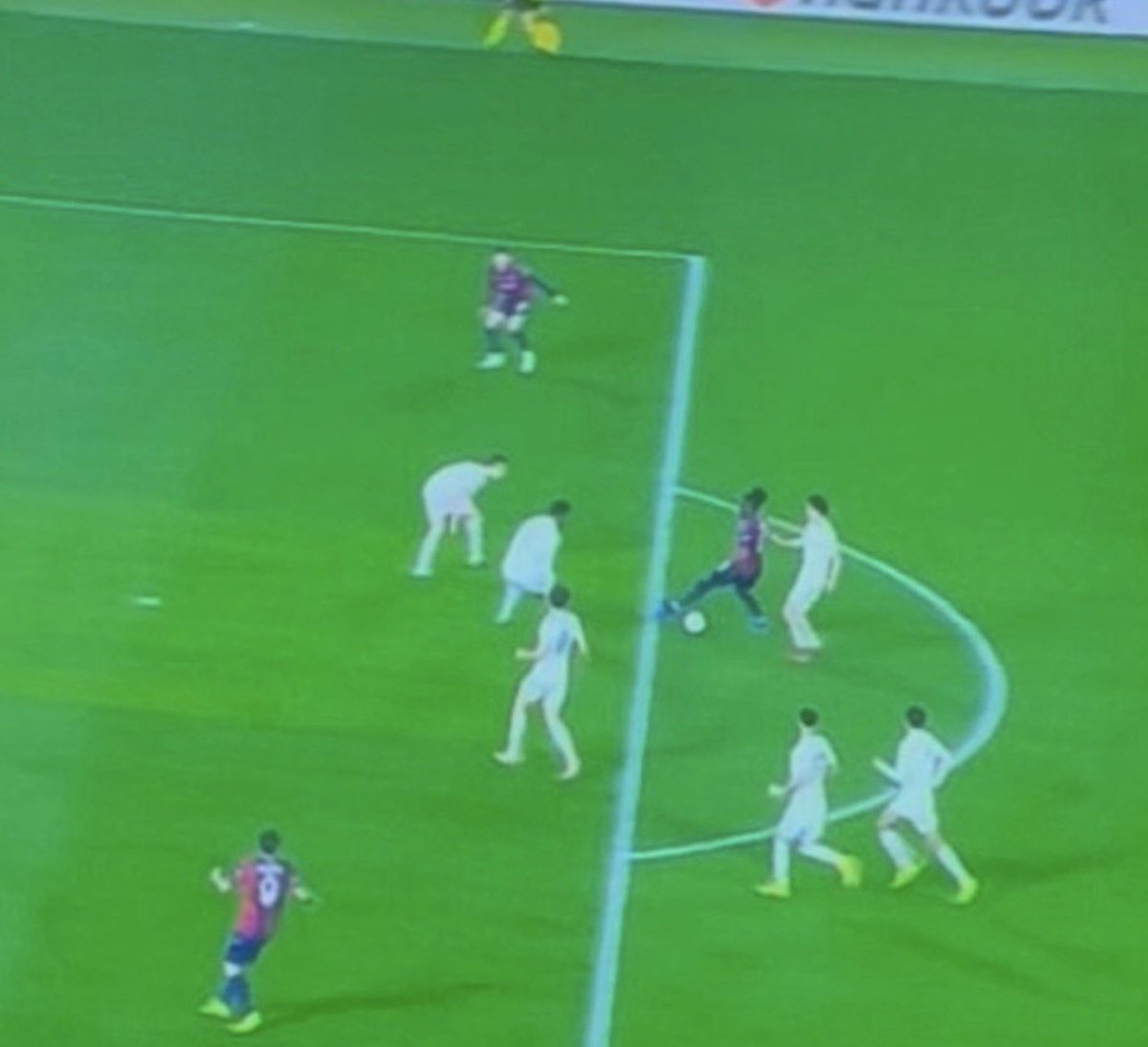 𝐞𝐥𝐟𝐨𝐭𝐛𝐚𝐥 tweet media