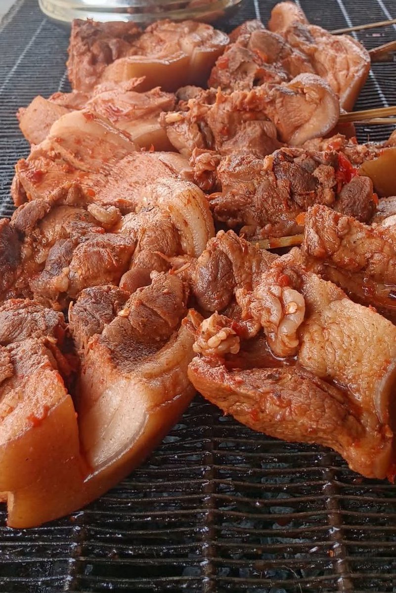 Eyen Inö Sugar tweet media