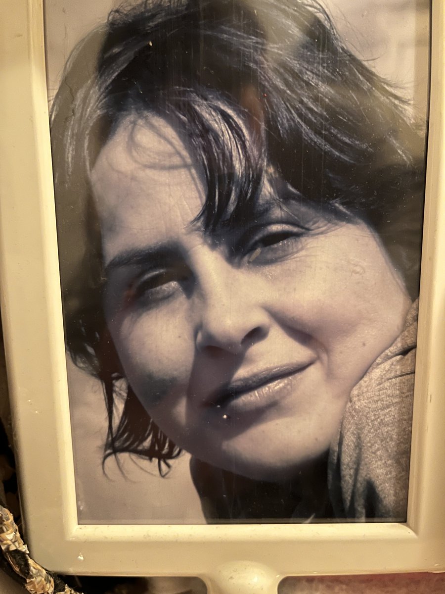 La Madre Añosa🍍 tweet media