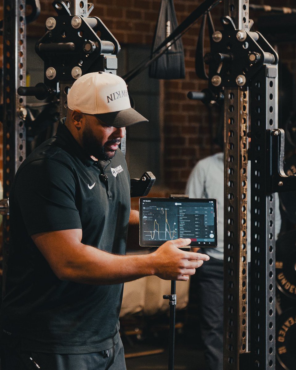 HawkinDynamics's tweet photo. From objective data to confident decisions, helping coaches every step of the way. 🚀
#HawkinDynamics #ForcePlates https://t.co/OwxXr9ueAZ