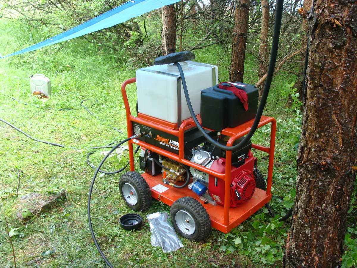 Cleaner Magazine tweet media