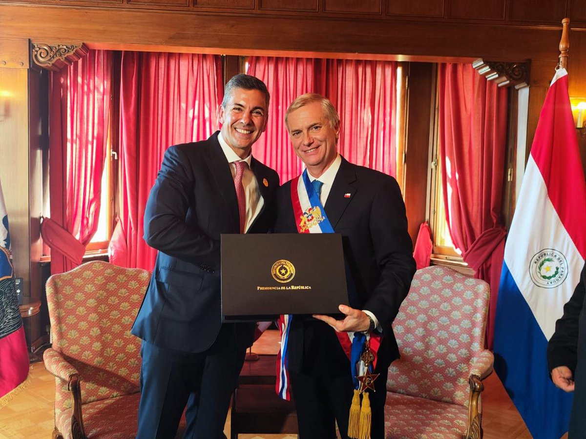 Embajada del Paraguay en Chile tweet media