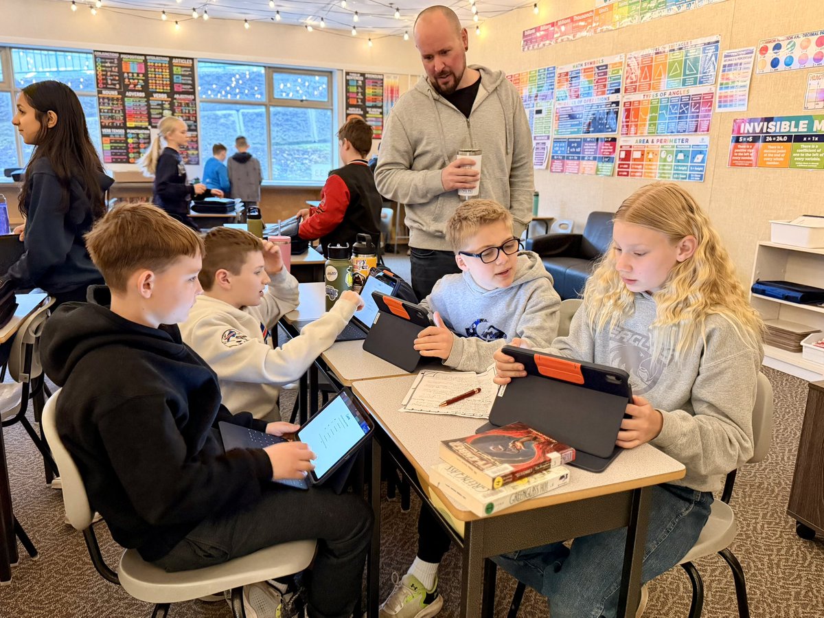 Vijay Manuel tweet media