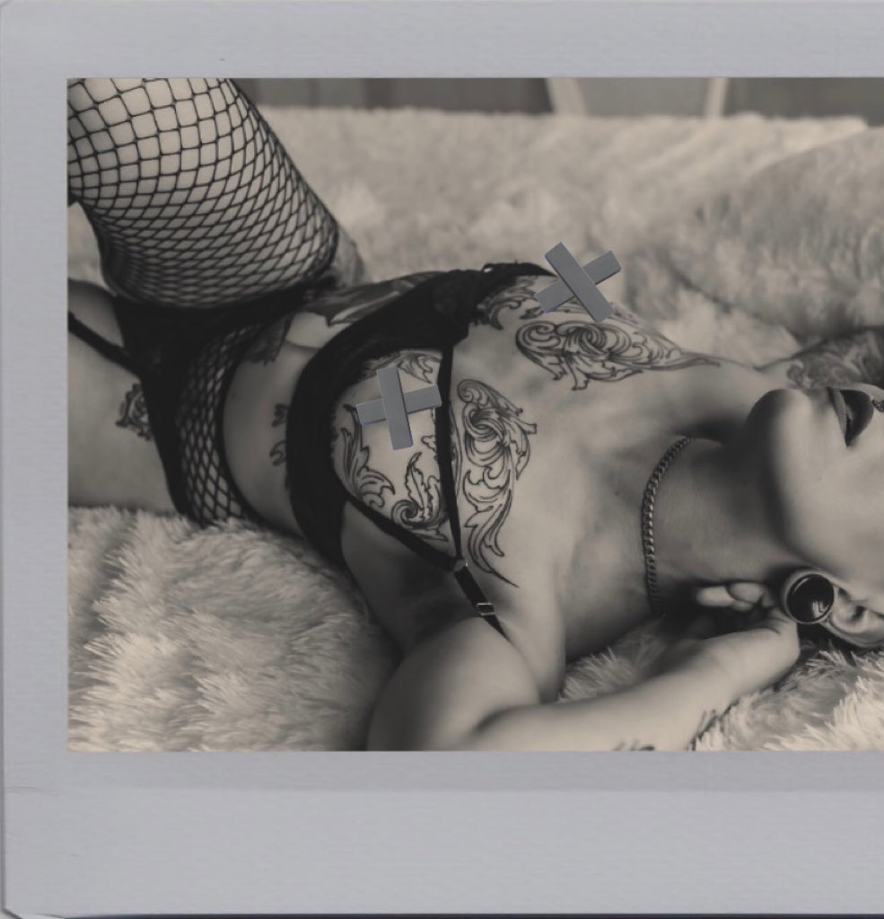 Pitsandtits tweet media