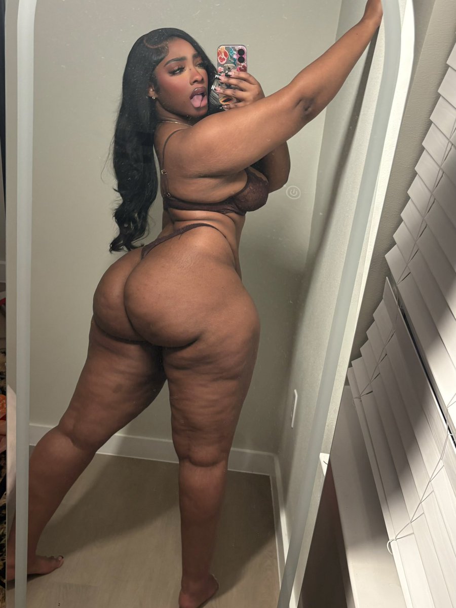 JANAYTHEGODDESS💕💕 tweet media