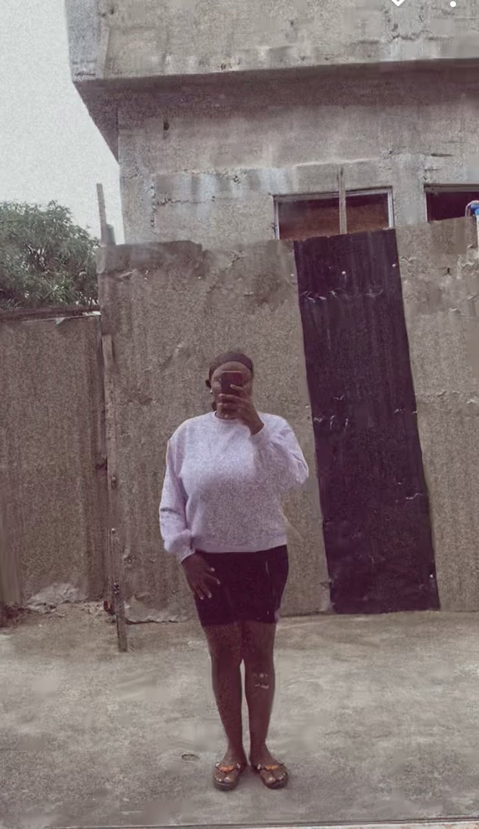 queenhorla03's tweet photo. @Zttwshop Hi @Zlatan_Ibile , I am Zainab from Lagos ,mainland and I will love to model for your brand 🙏will love to hear back from you. https://t.co/M17IOHwXL7