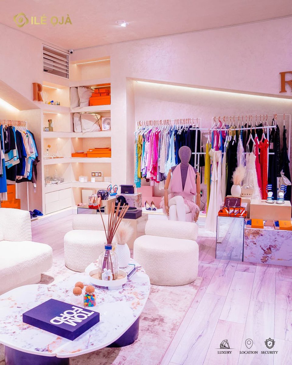 Quiet confidence shows in the details.

Regalio at Ilé Ọjà Mall offers refined pieces built for presence, ease, and intentional style.
Step in and see what’s new.
#Regalio #IleOjaMall #LagosStyle