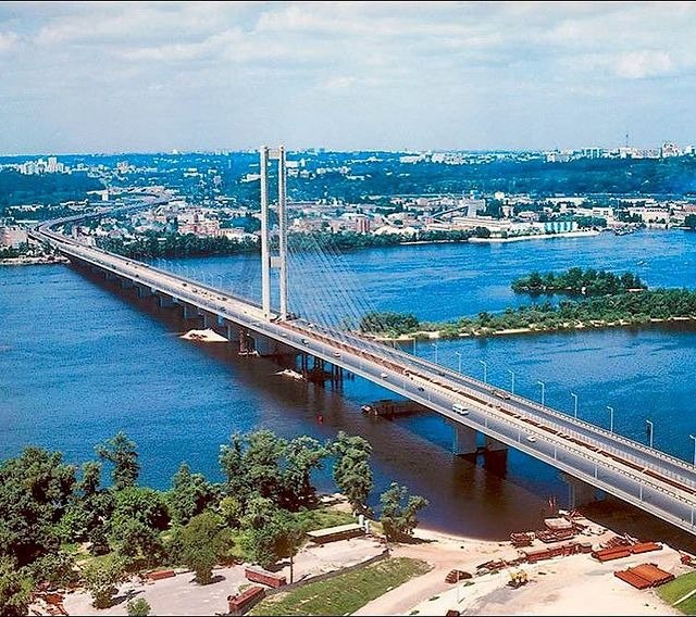 Ukrainian Visuals tweet media