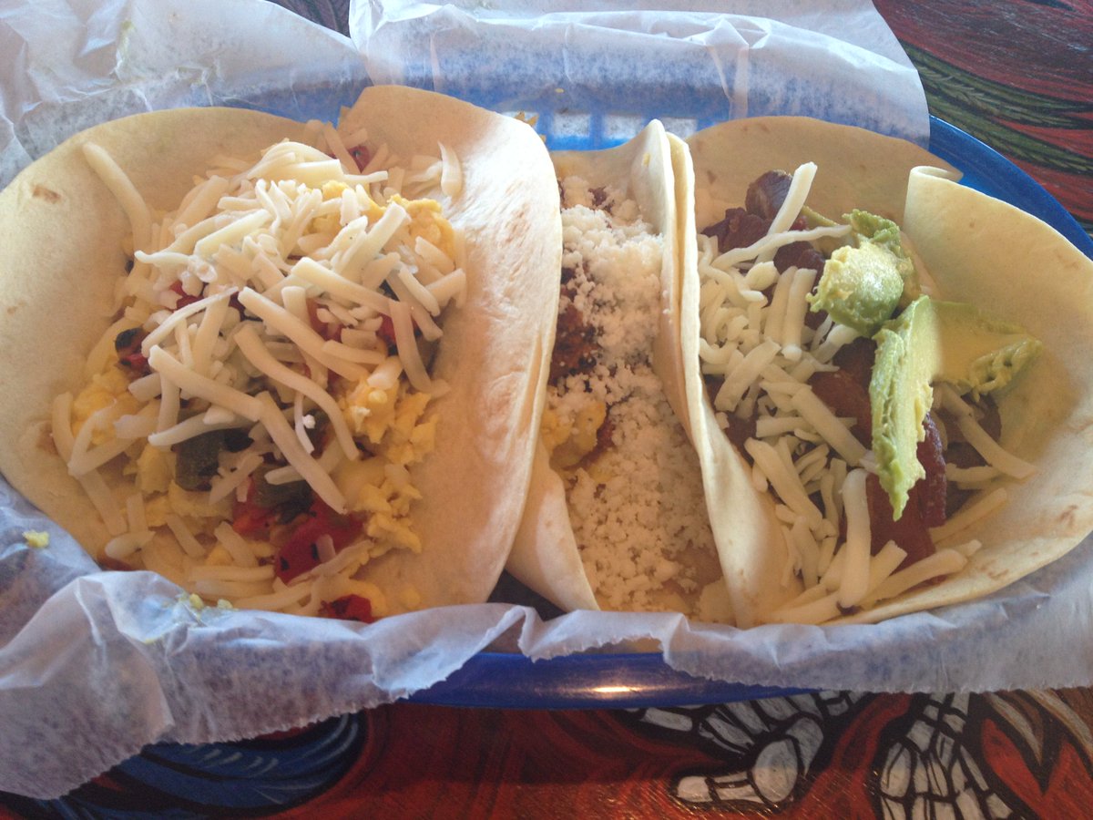 Traces of Texas tweet media