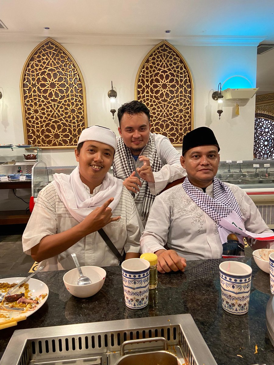 sadar diri tweet media