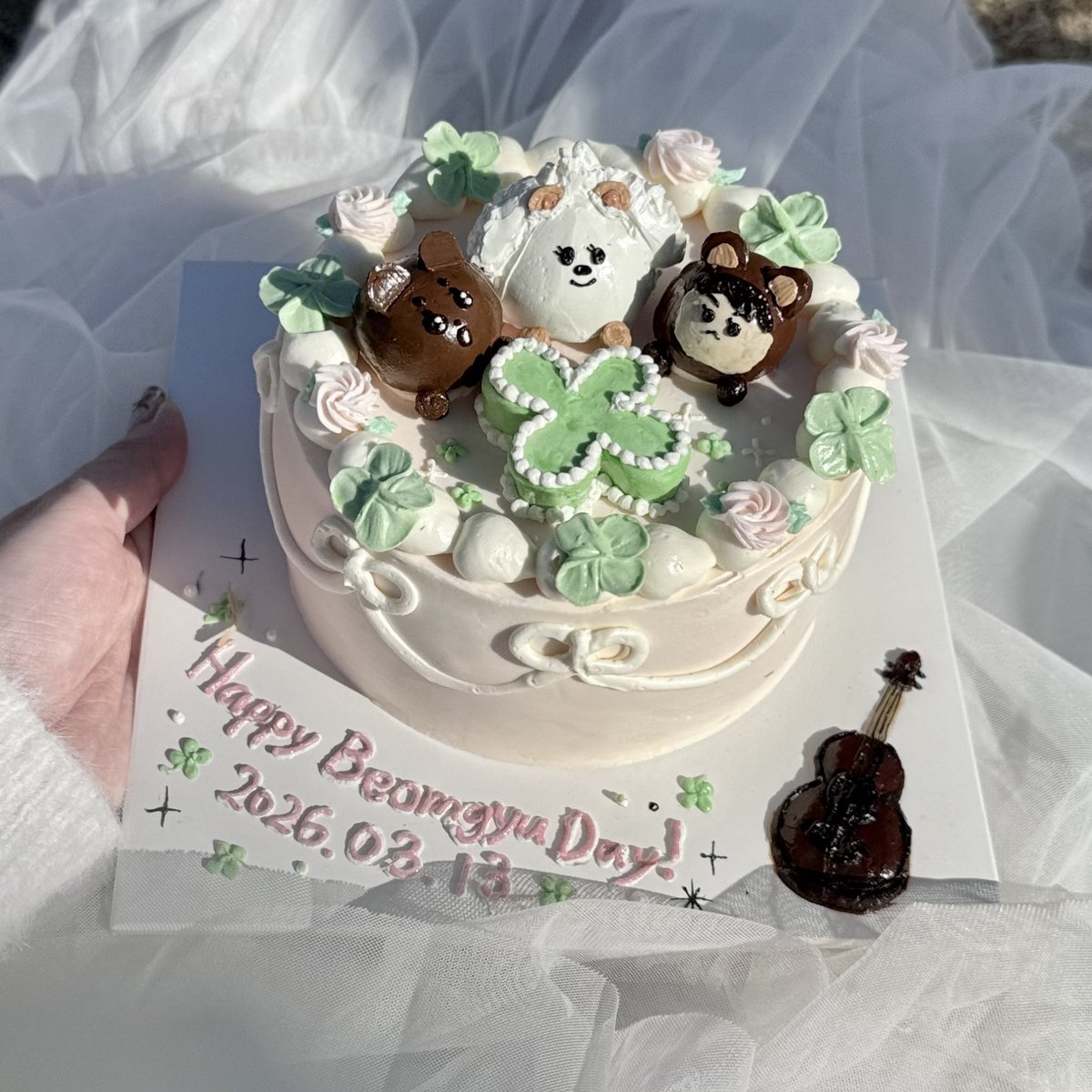 one_dream313's tweet photo. ⋆ ✩ ⋆ ┄ ⋆ ✩ ⋆ ┄ ⋆ ✩ ⋆ ┄ ⋆ ✩ ⋆ ┄ ⋆ ✩ ⋆ 

　　　　　　2026.03.13
　　　　𝙃𝙖𝙥𝙥𝙮 𝘽𝙚𝙤𝙢𝙜𝙮𝙪 𝘿𝙖𝙮⟡.*

⋆ ✩ ⋆ ┄ ⋆ ✩ ⋆ ┄ ⋆ ✩ ⋆ ┄ ⋆ ✩ ⋆ ┄ ⋆ ✩ ⋆ 

#OurHalfBeomgyuDay 
#봄볕의따스함은알콩이전해준사랑 
#MOAの幸運のクローバーボムギュ https://t.co/wy1AwuO9r8