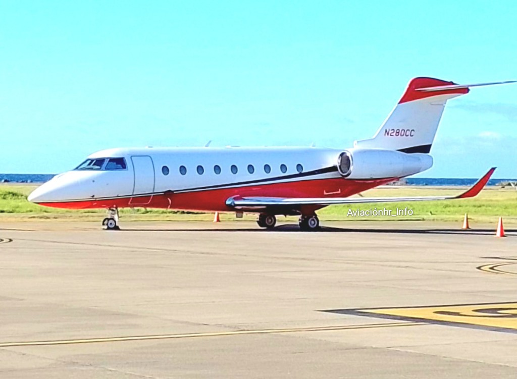 aviacionhr_info's tweet image. Bonito GULFSTREAM G280 de visita en Roatán. 

📷: Capt.Borjas 
#gulfstream #roatan