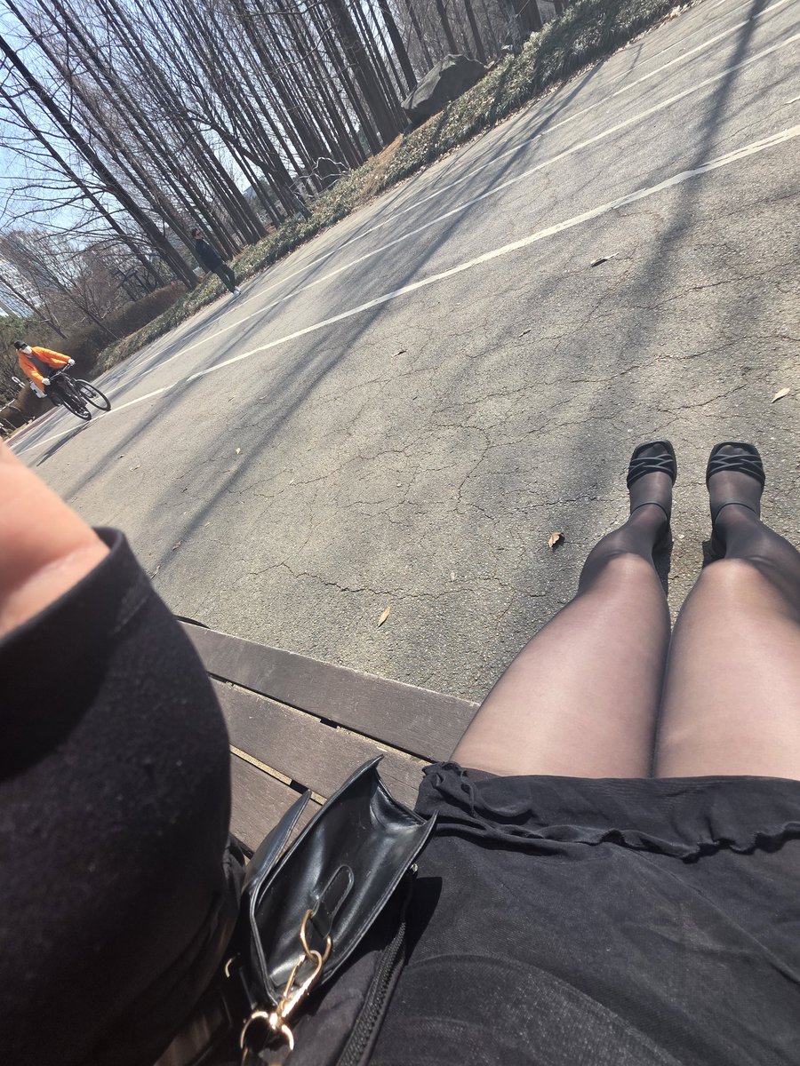 설이❄️ tweet media