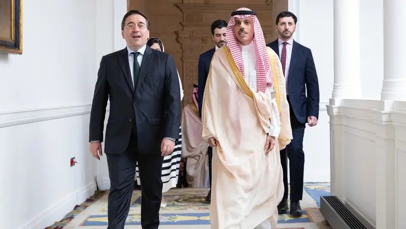 وزير الخارجية يتلقى اتصالًا من نظيره الإسباني لمناقشة التصعيد الإقليمي