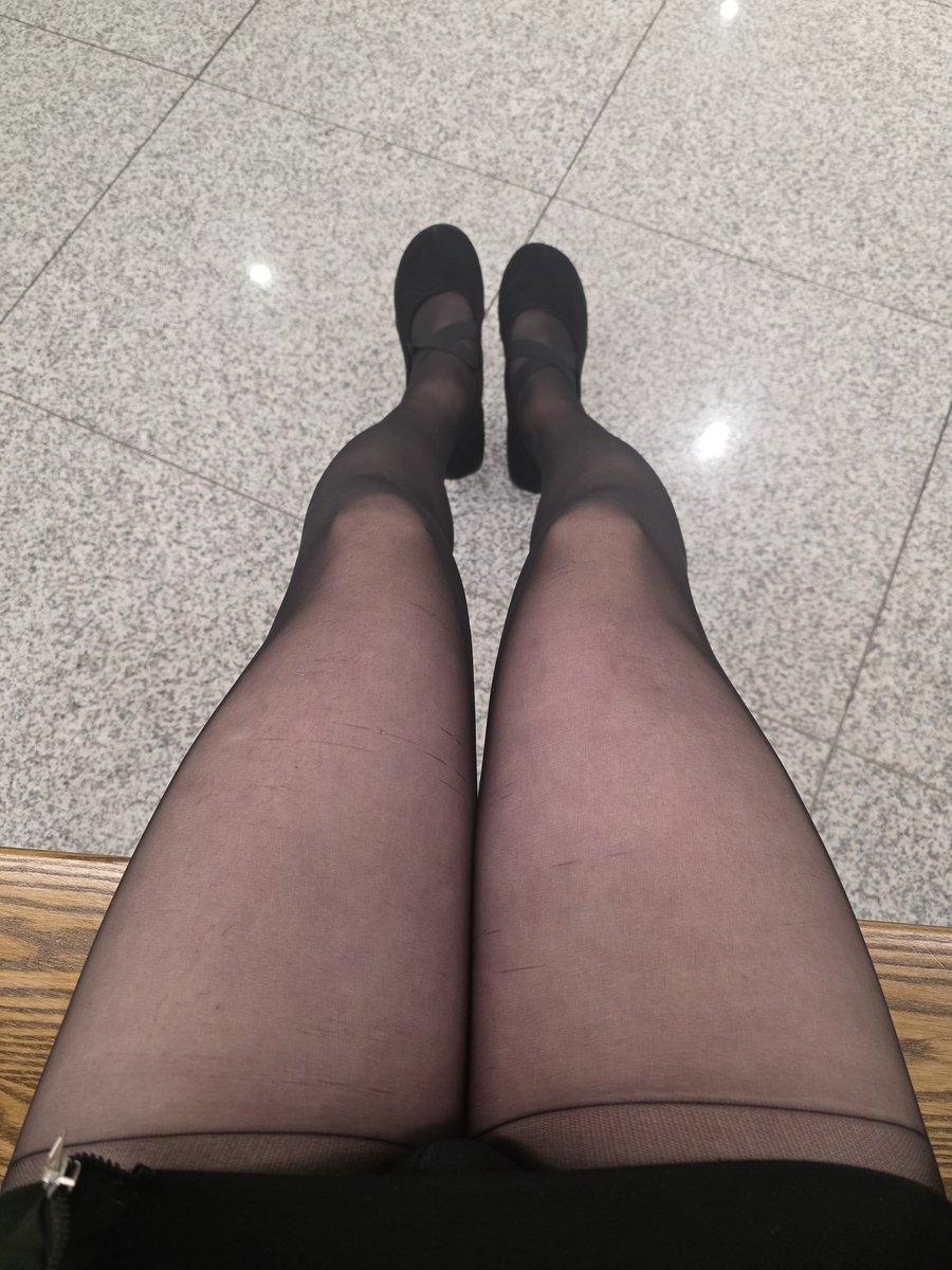 설이❄️ tweet media