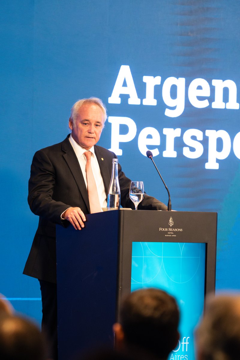 inviu_arg's tweet photo. ¿Qué nos dejó nuestro Kick Off Buenos Aires 2026?

Un mercado de capitales sólido se construye transformando el ahorro en inversión. Fortalecer el mercado local ayuda al crecimiento de todo el ecosistema financiero. Así lo señalaba Vladimir Werning, Vicepresidente del Banco Central de la República Argentina:

“Tenemos que lograr potenciar el mercado de capitales local y para eso el ahorro interno es fundamental”.