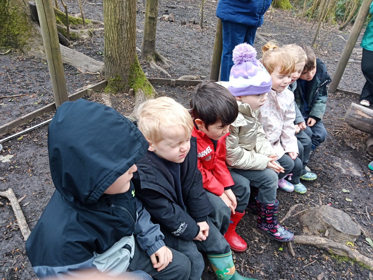 Miss Taylor tweet media