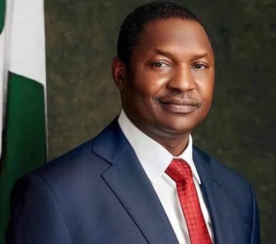 Abia_stateADC's tweet photo. If this post get 3million views, I will share 1 million naira each to 7 people on the last day of 
Ramadan, make sure you're following me also drop your account details, like an reposts   Malami for Governor. https://t.co/4CuLCocIz2